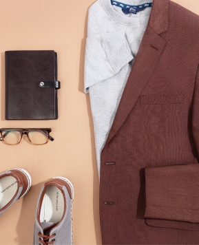 Business Meetings 101 – How To Put Together A Winning Outfit?